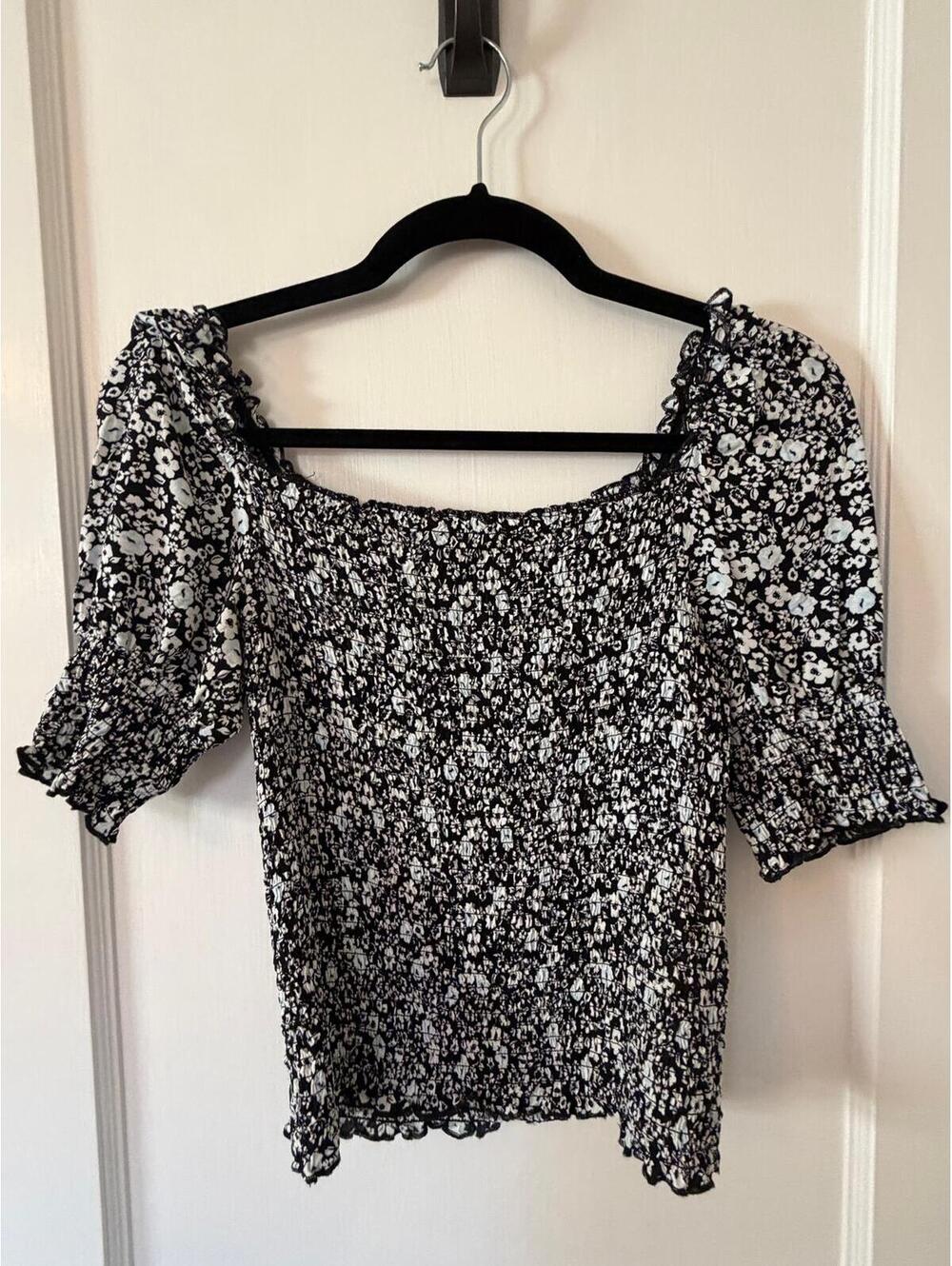 Laundry Floral Ruched Smocked Top Puff Sleeve Coquette Size S